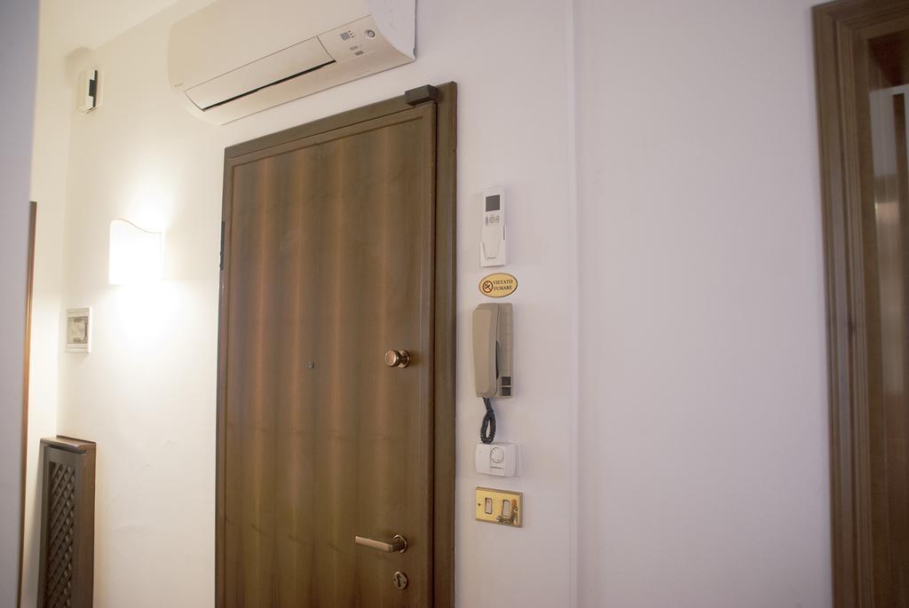 Residenza Calle Larga San Marco Venecia Exterior foto